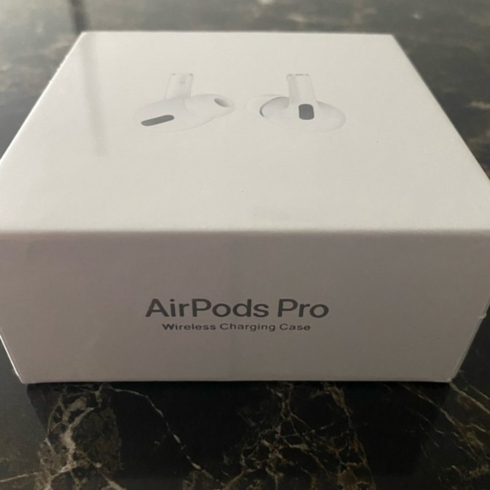 Apple airpods pro BRAND NEW In Box - Picture 7 of 9